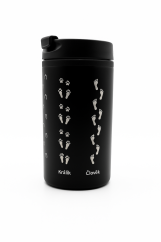 Černý termohrnek stopy živočichů