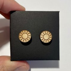 Dřevěné náušnice – kopretiny